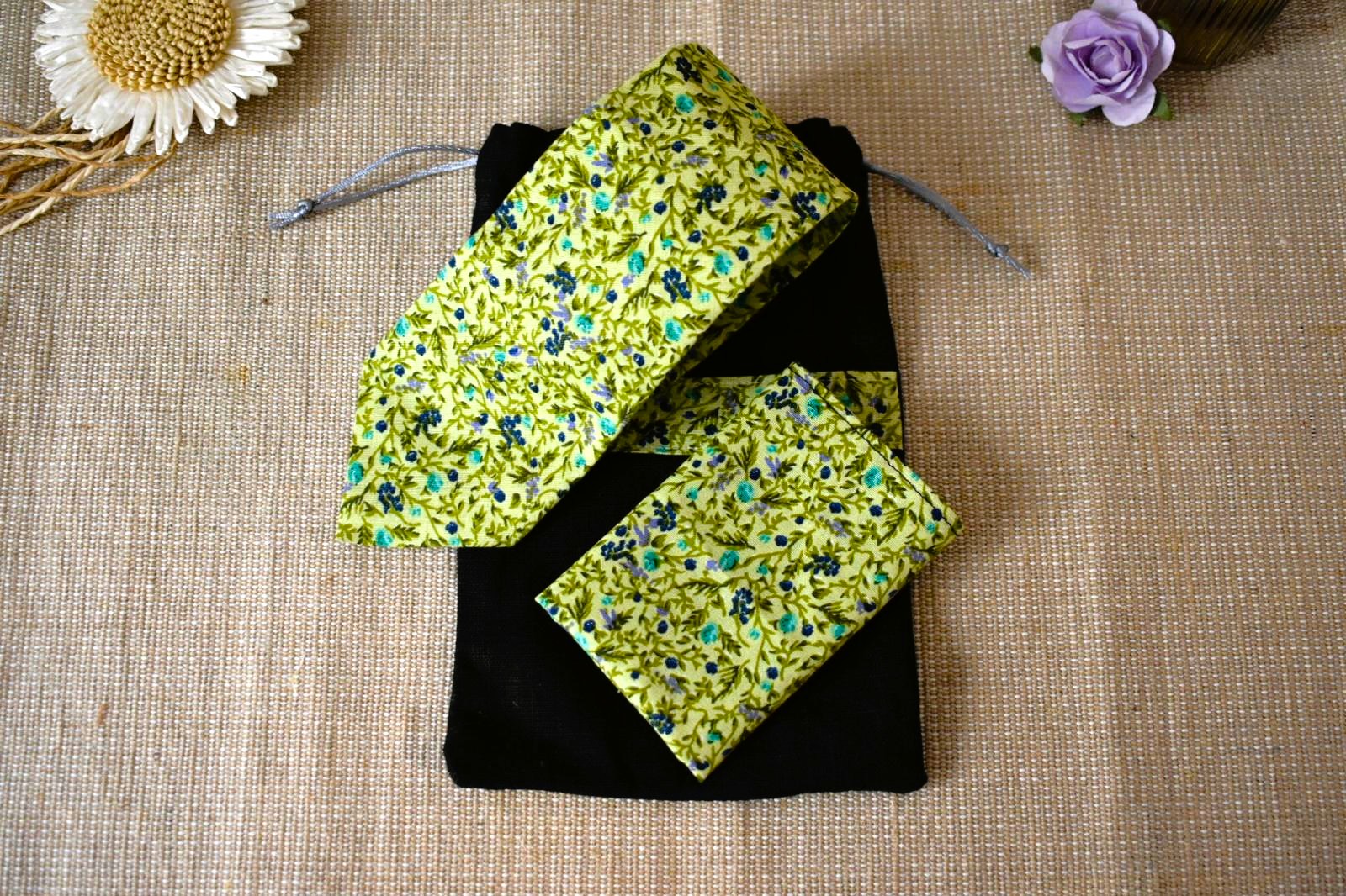 cravate_vert_floral
