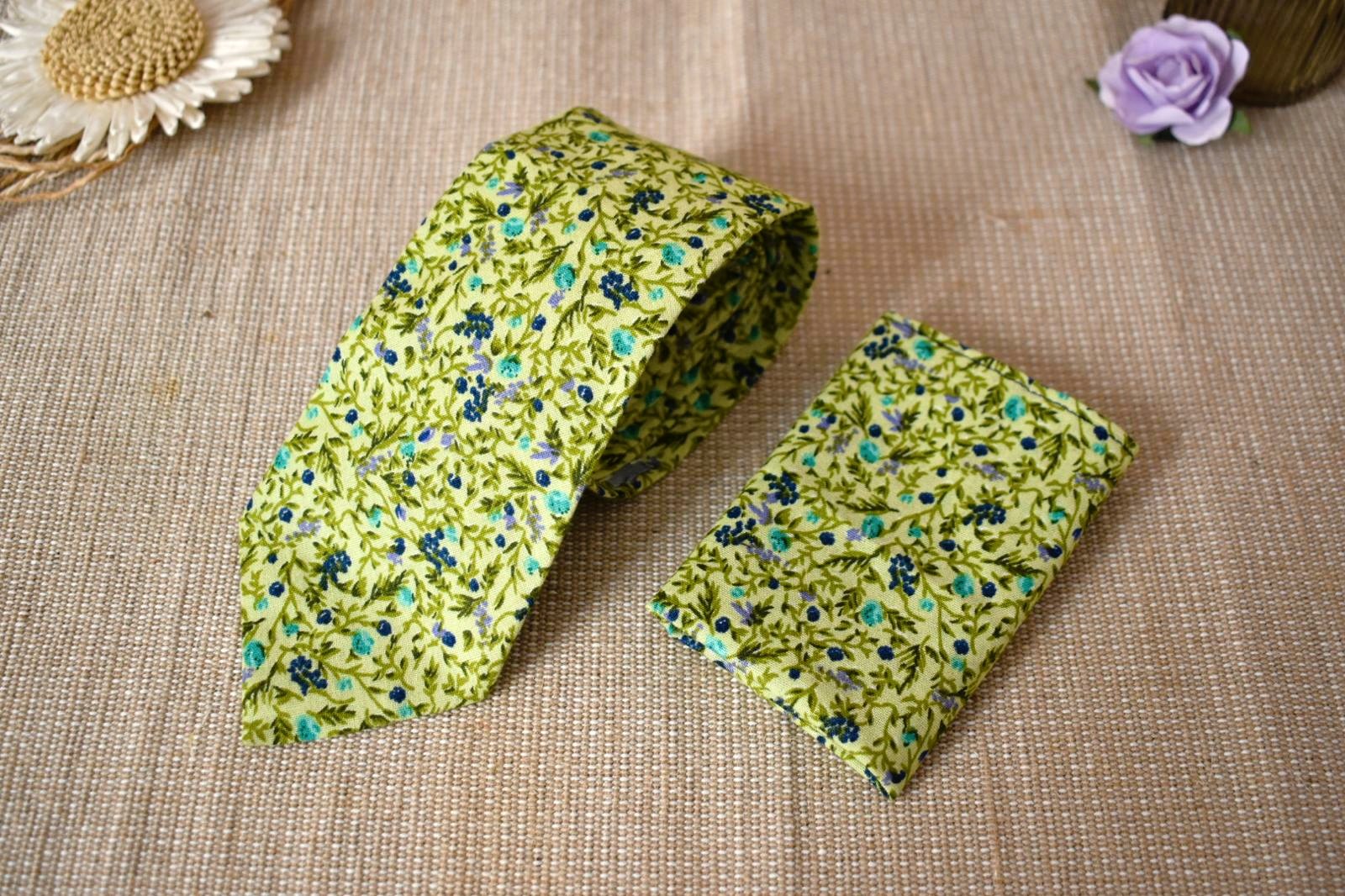 Cravate & Pochette - Vert Floral – Image 2