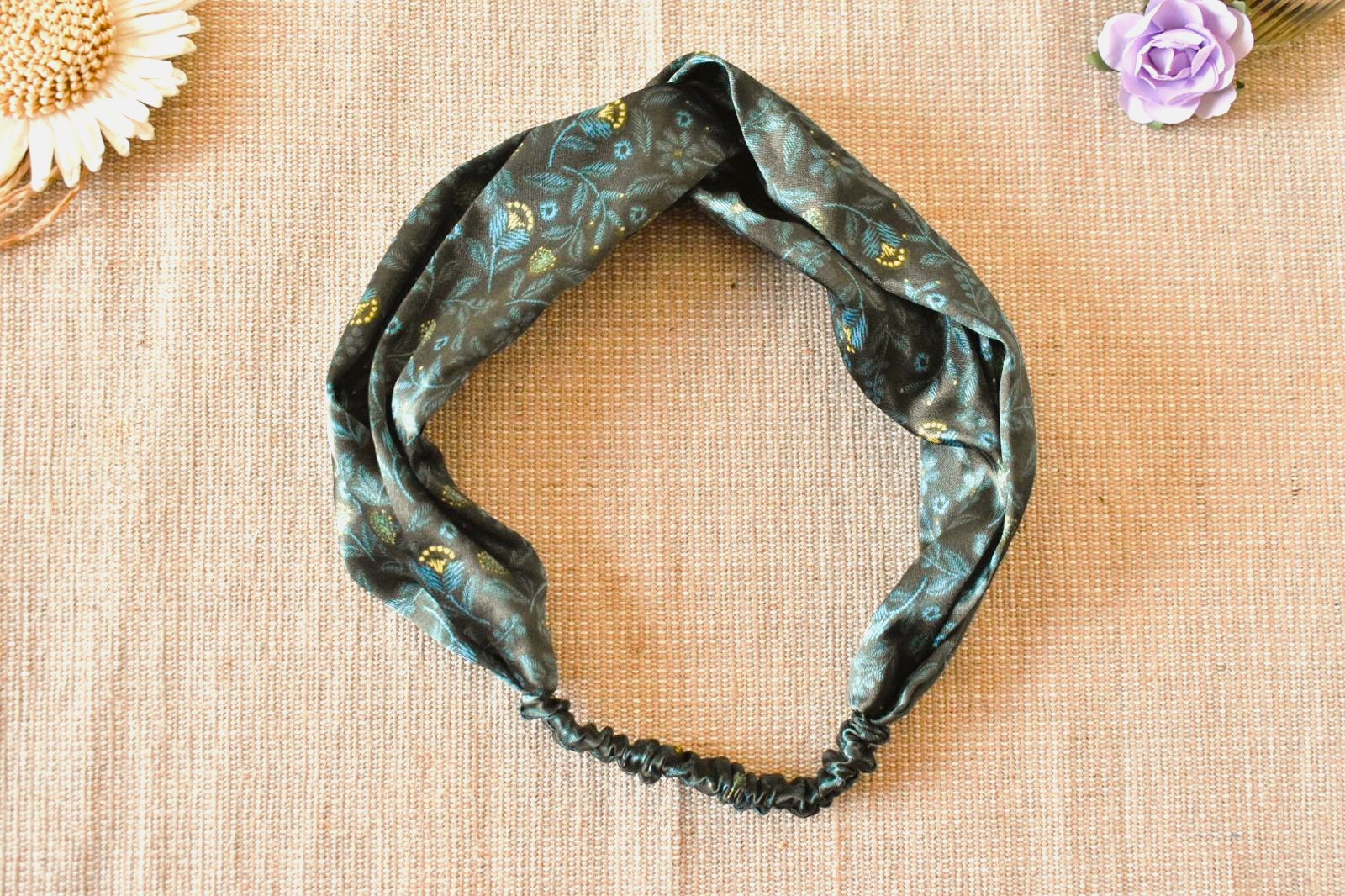 bandeau vert motifs floraux