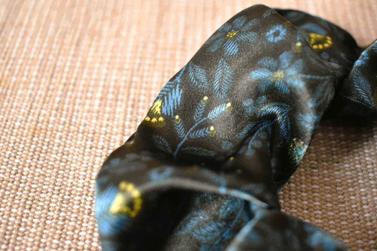 Chouchou - Vert Motifs Floraux – Image 3