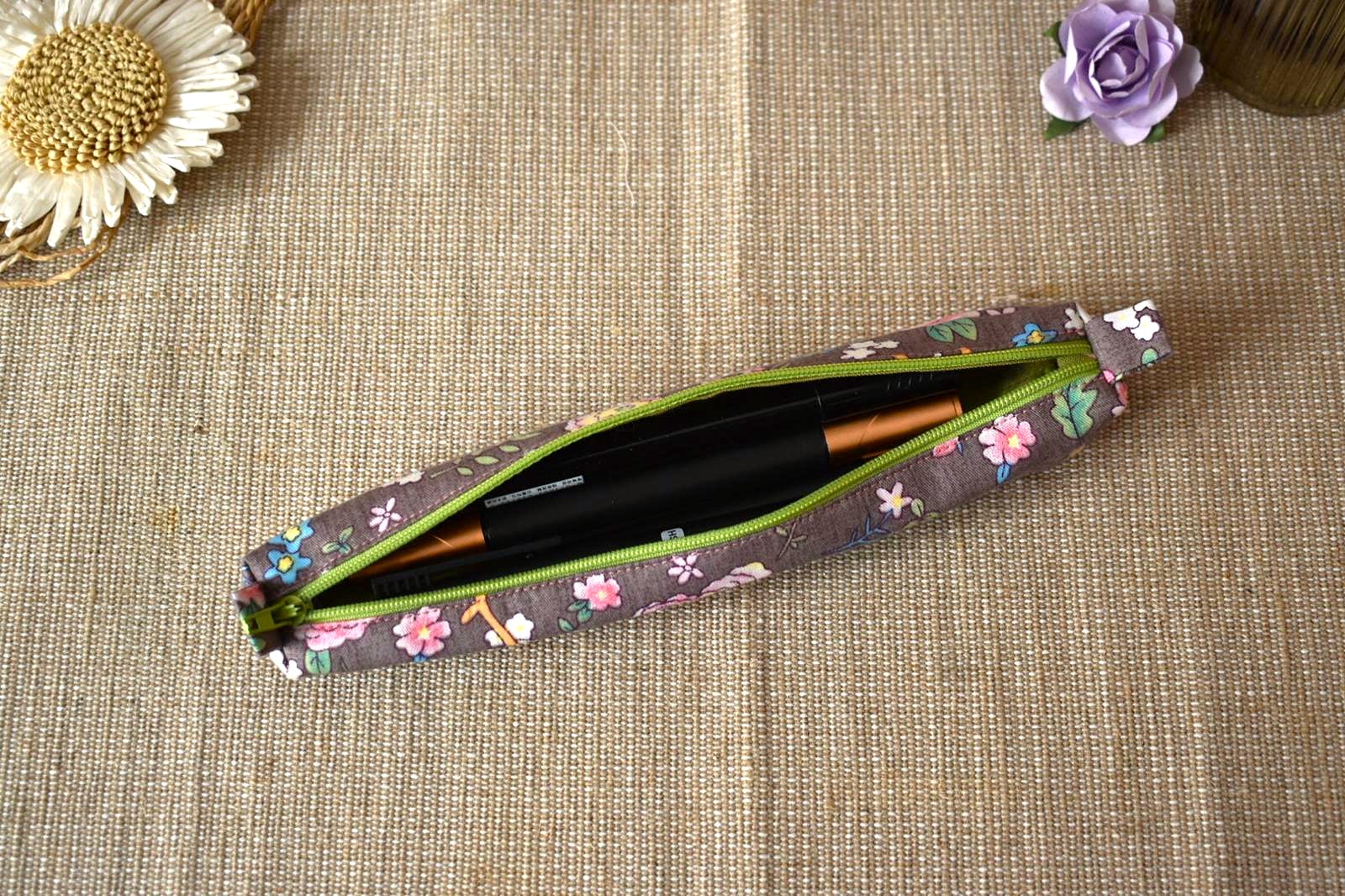Trousse Fine- Marron Fleurie – Image 2