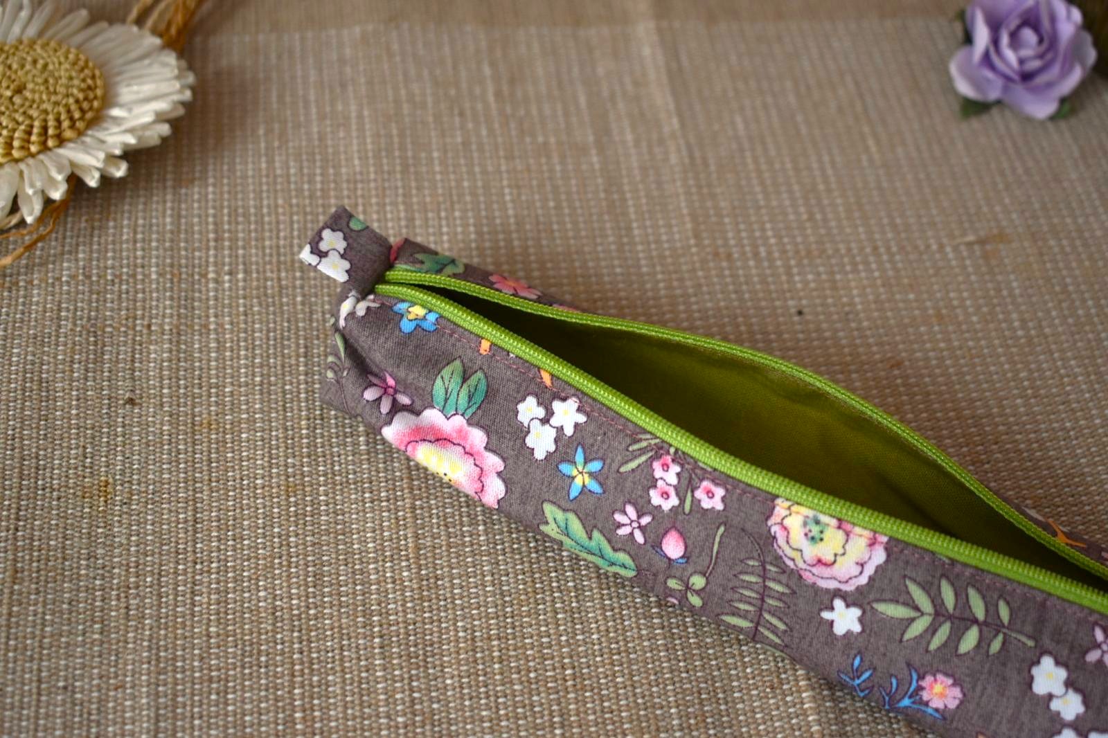 Trousse Fine- Marron Fleurie – Image 3