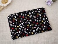 trousse noir petits coeurs