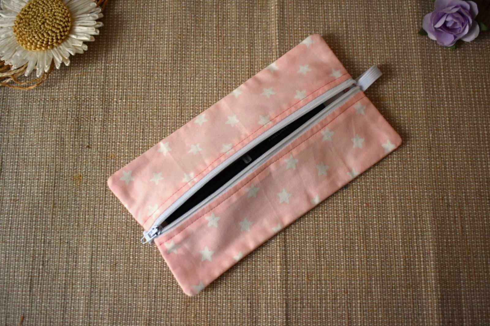 Trousse Élastique - Rose à Étoiles – Image 4