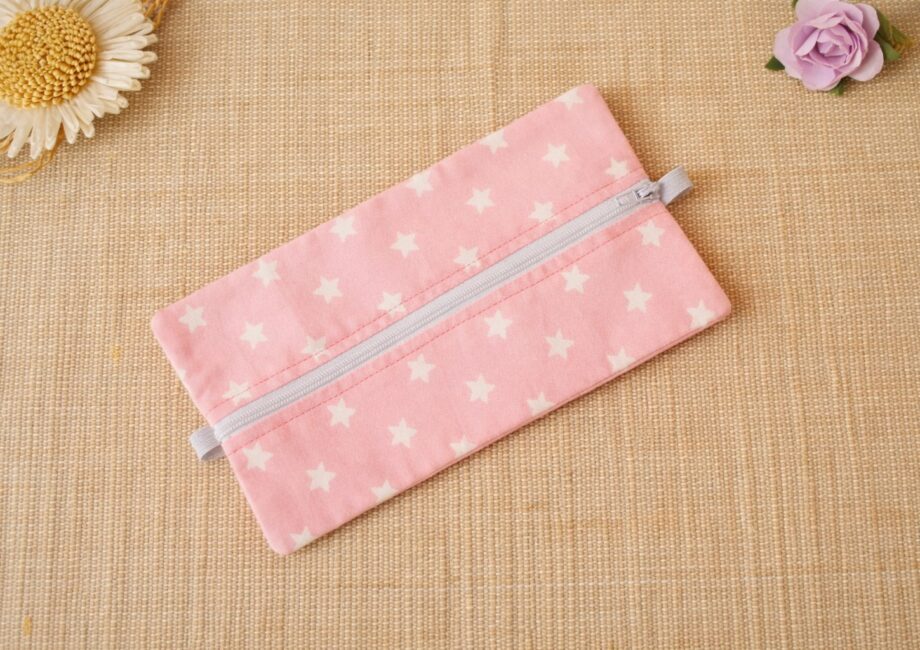 trousse_elastique_rose_etoiles