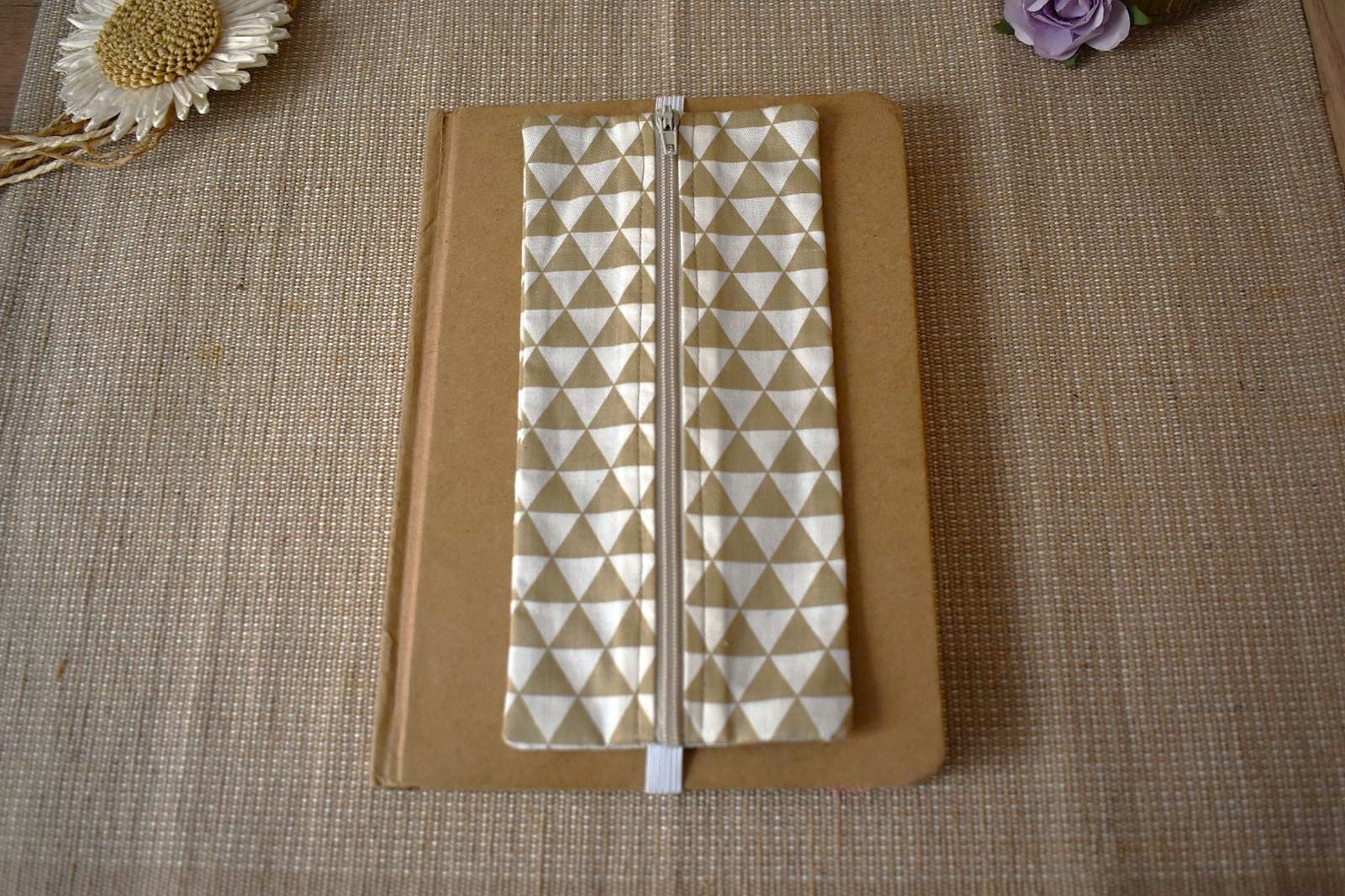 Trousse Élastique - Géométrique Beige – Image 2