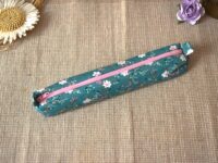 trousse fine motif floral