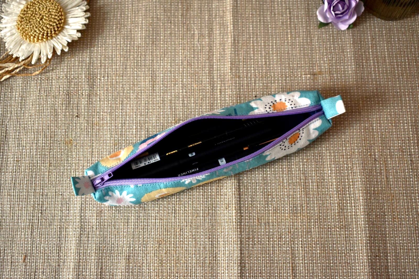 Trousse Fine- Fleurie Turquoise – Image 2
