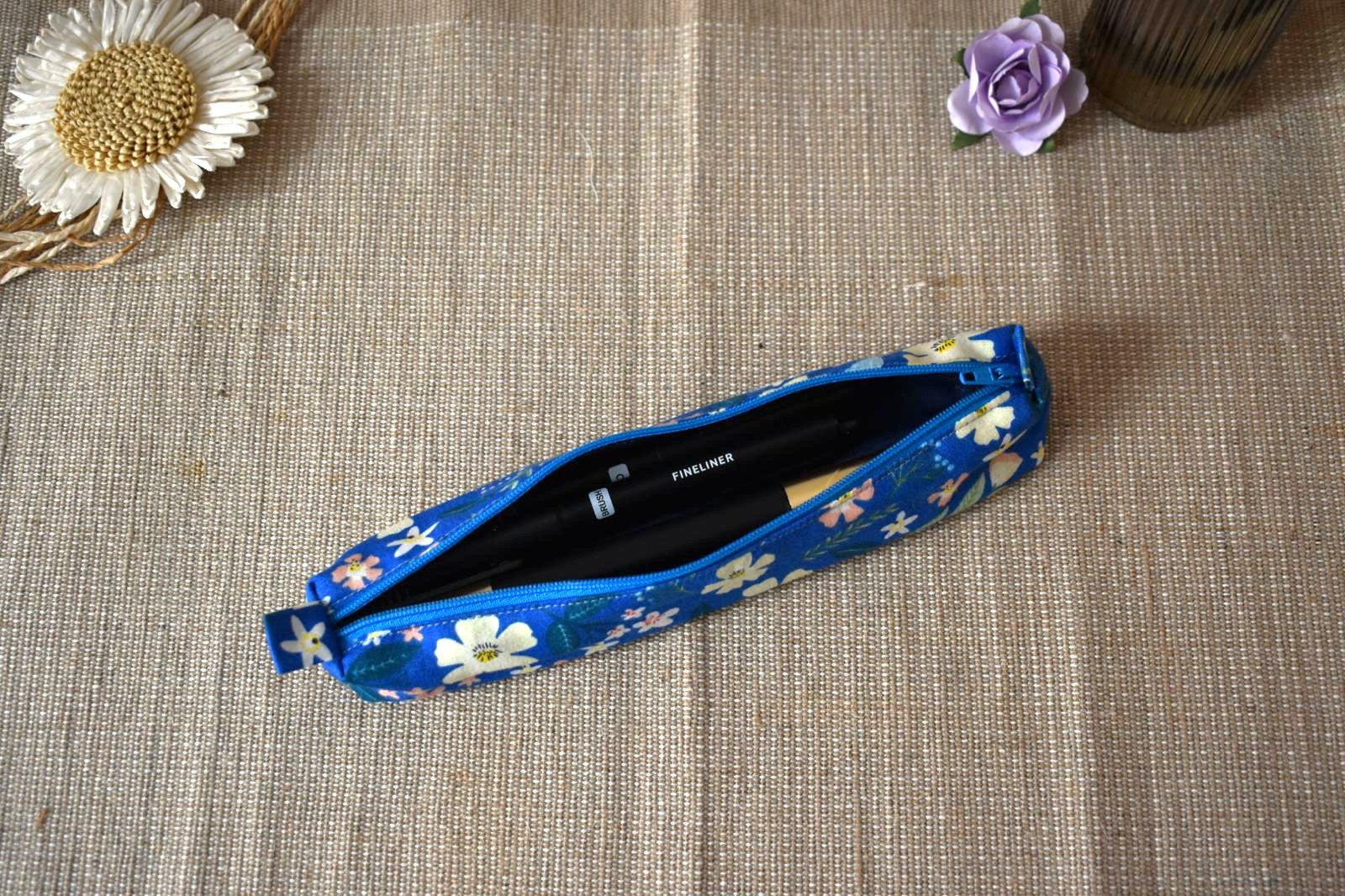 Trousse Fine- Fleurie Bleue – Image 2